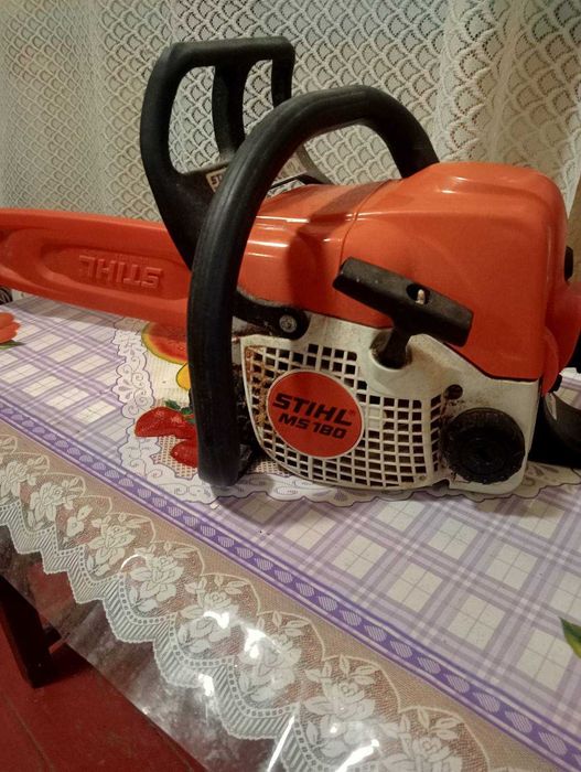 Бензопила Штіль 180