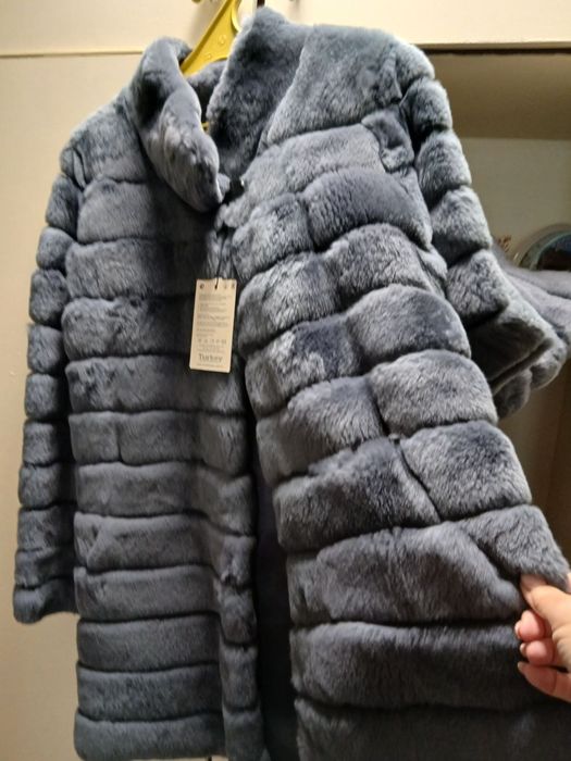 Шуба новая,48-50р,серо-голубая,производство Турция,кролик Рекс