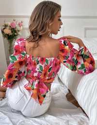 Blusa cropped floral - Shein , Tamanho M