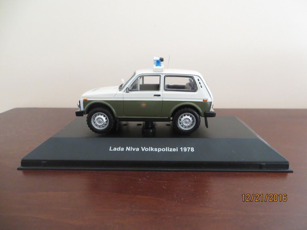 Модель ЛАДА ВАЗ 2121 НИВА Полиция / ГДР LADA NIVA Volkspolizei