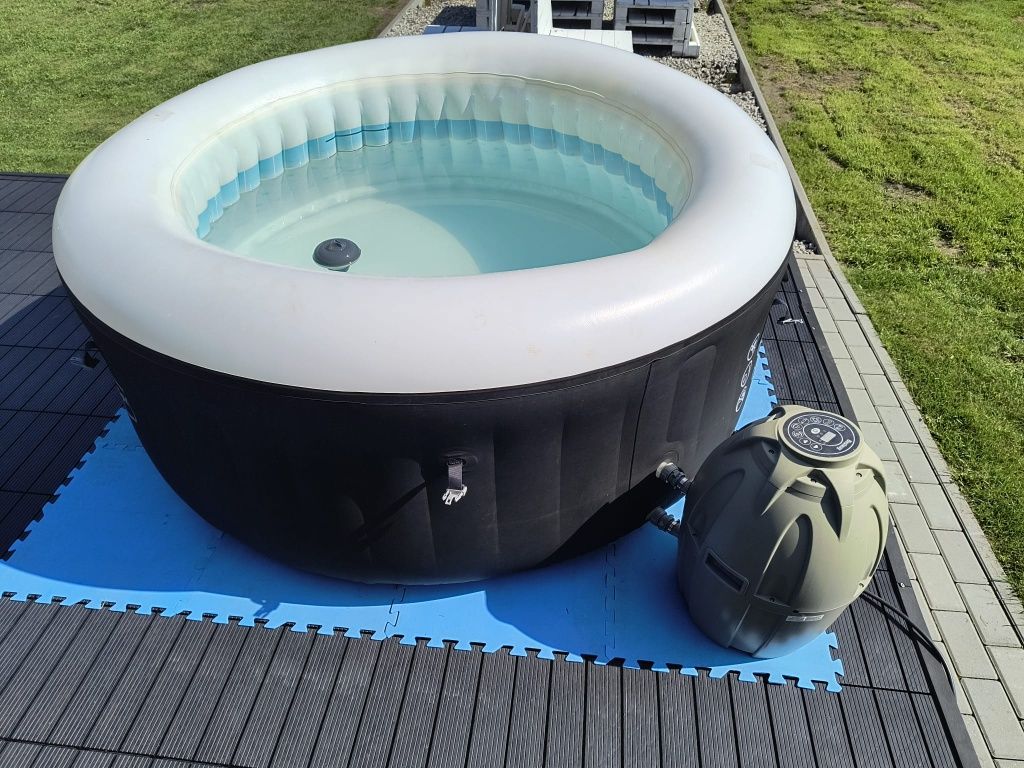 Jacuzzi Lay- Z -Spa Miami