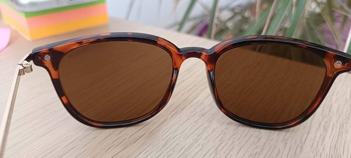 Okulary przeciwsłoneczne Levis