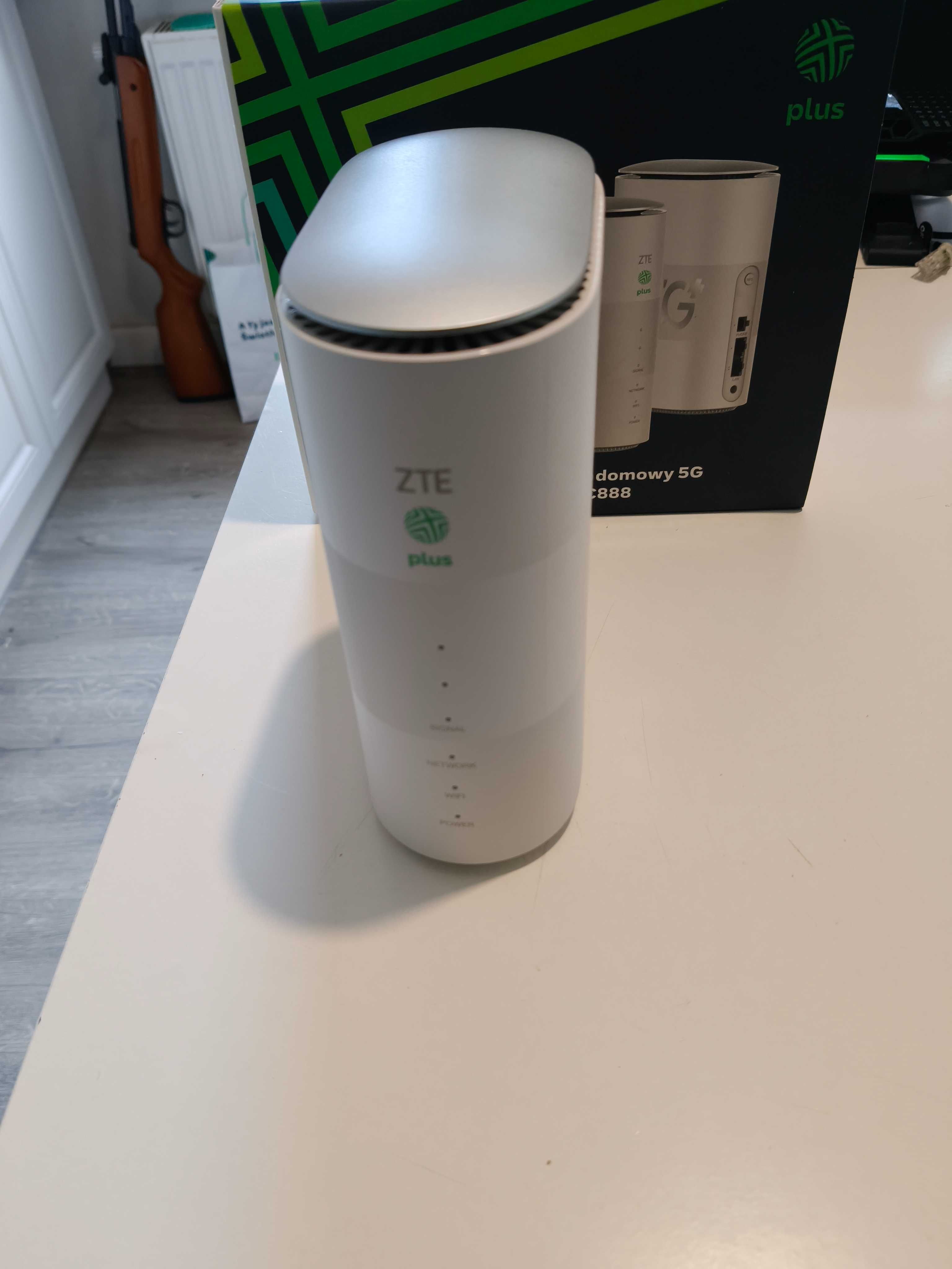 Router ZTE MC888B 5G 802.11ax Wi-Fi 6 Snapdragon Cat.19 Biały