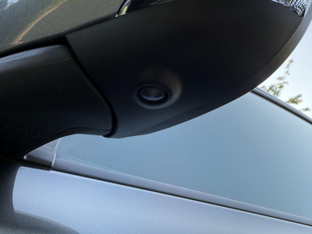 Nissan Leaf Ніссан Ліф