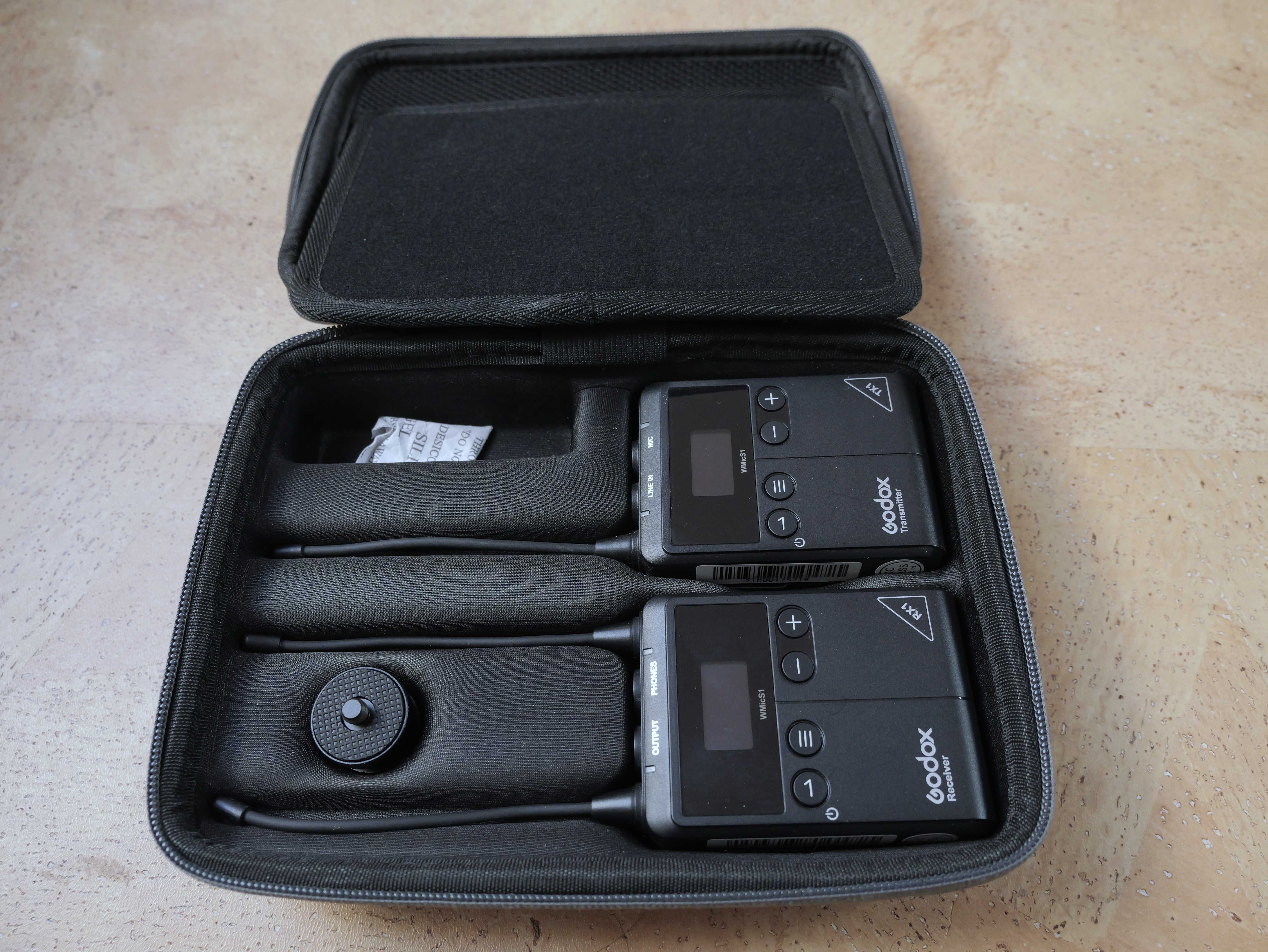 GODOX WMICS1 Microfone de Lapela Wireless Duplo UHF Kit 1
