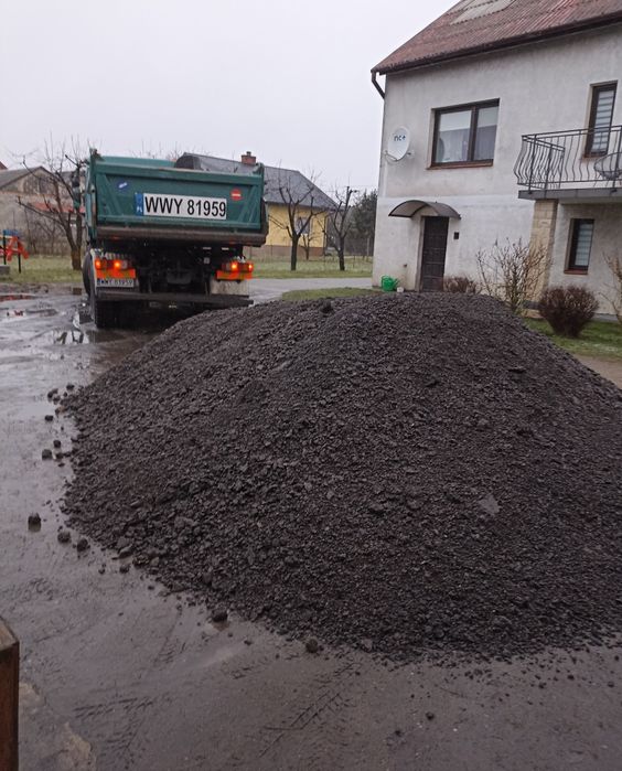 Żużel  Szlaka Kruszywa Piach Żwir Ziemia  Tłuczeń Transport
