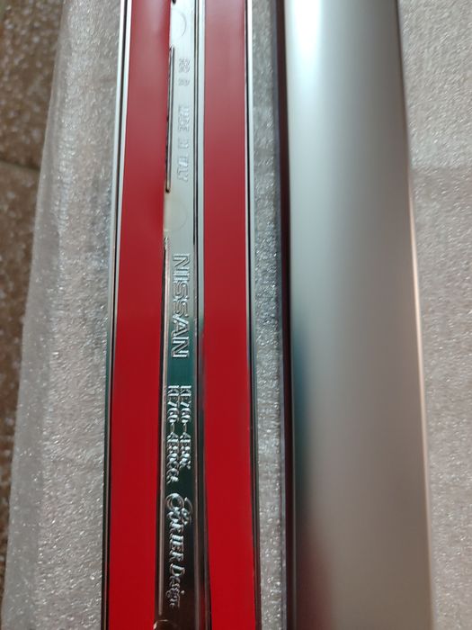 Молдінг( штучно ) Nissan Qashqai 2013-2021р випуску ,молдинг оригінал