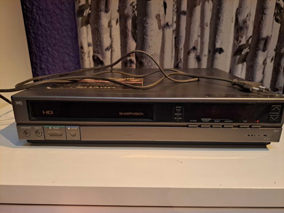 Magnetowid VHS Sharp VC - 550N