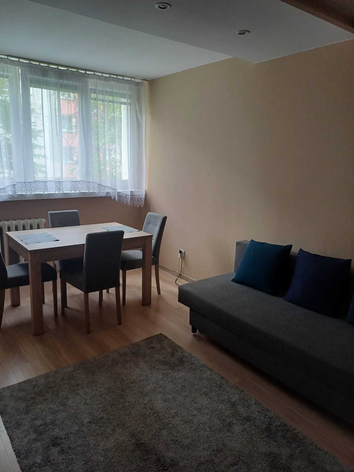 Dla studentki - Pokój do wynajęcia, Dąbrowa ul.Podhalańska
