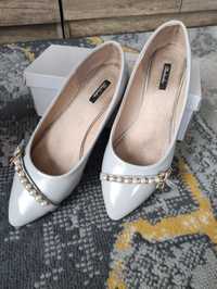 Buty damskie r 40