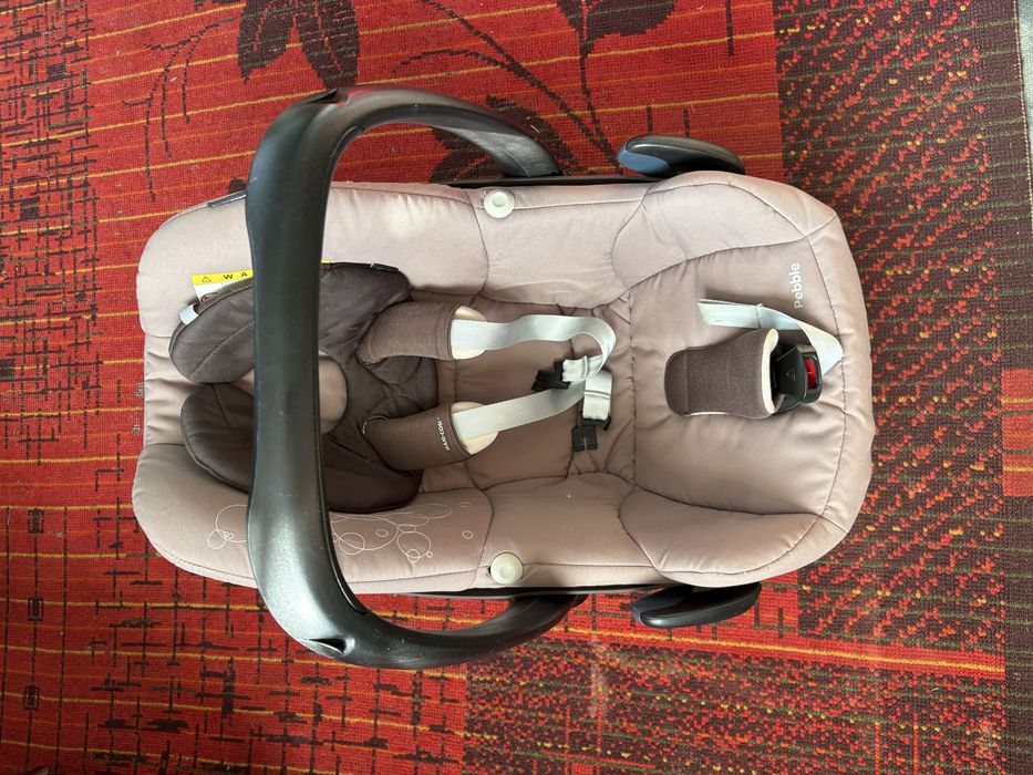 Автокрісло Maxi-Cosi Pebble Plus i-Size