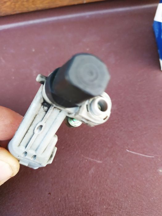 Датчик колінвала Пассат В6