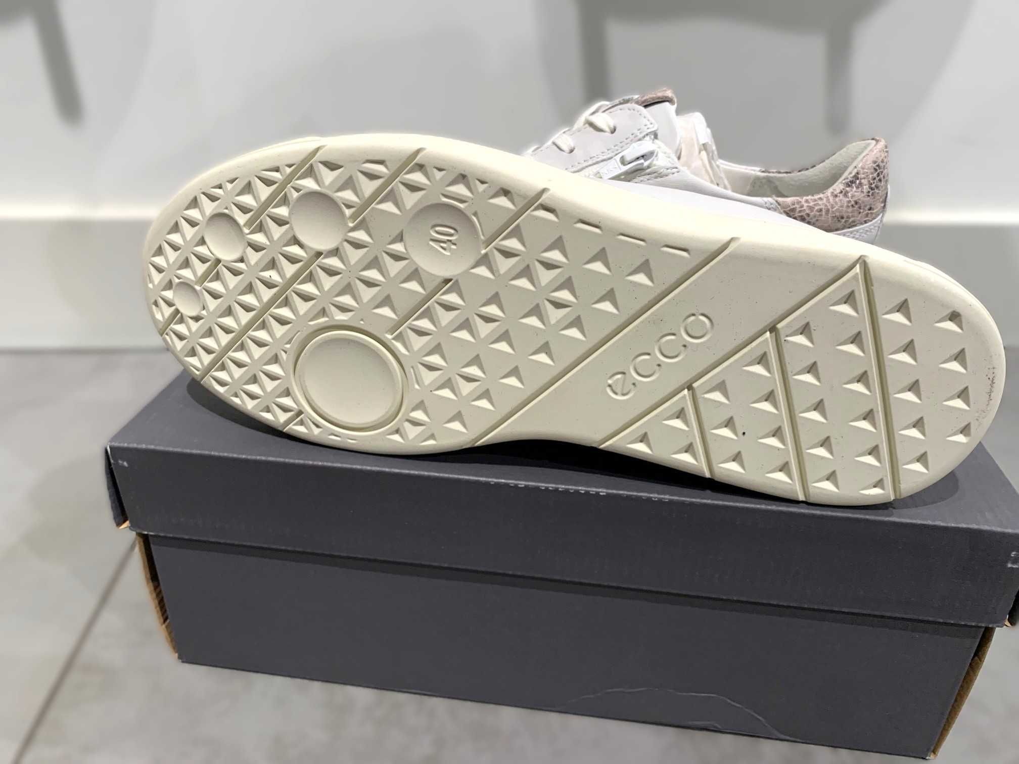 sneakersy skórzane ECCO Street Tray K Laced, EU 40