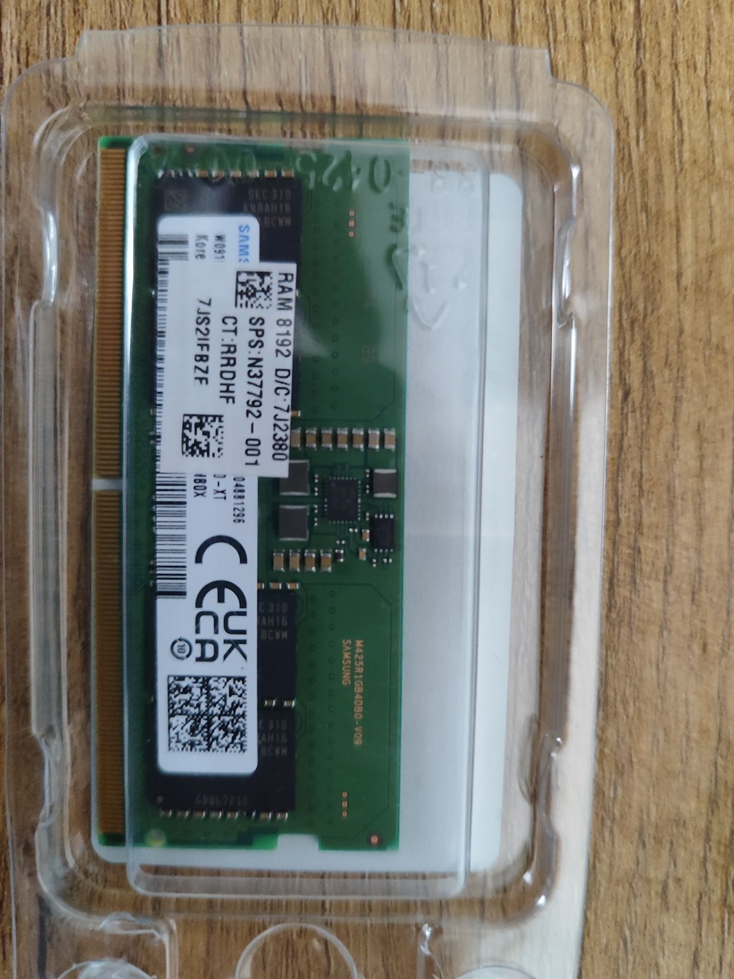 Dwie kości RAM 8GB Samsung DDR5 5200MHz