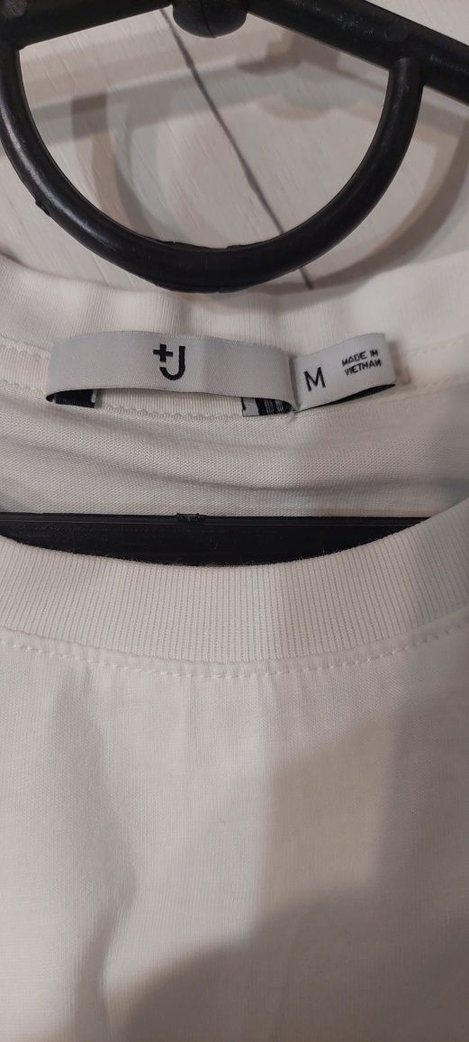 Футболка uniqlo uniqlo
