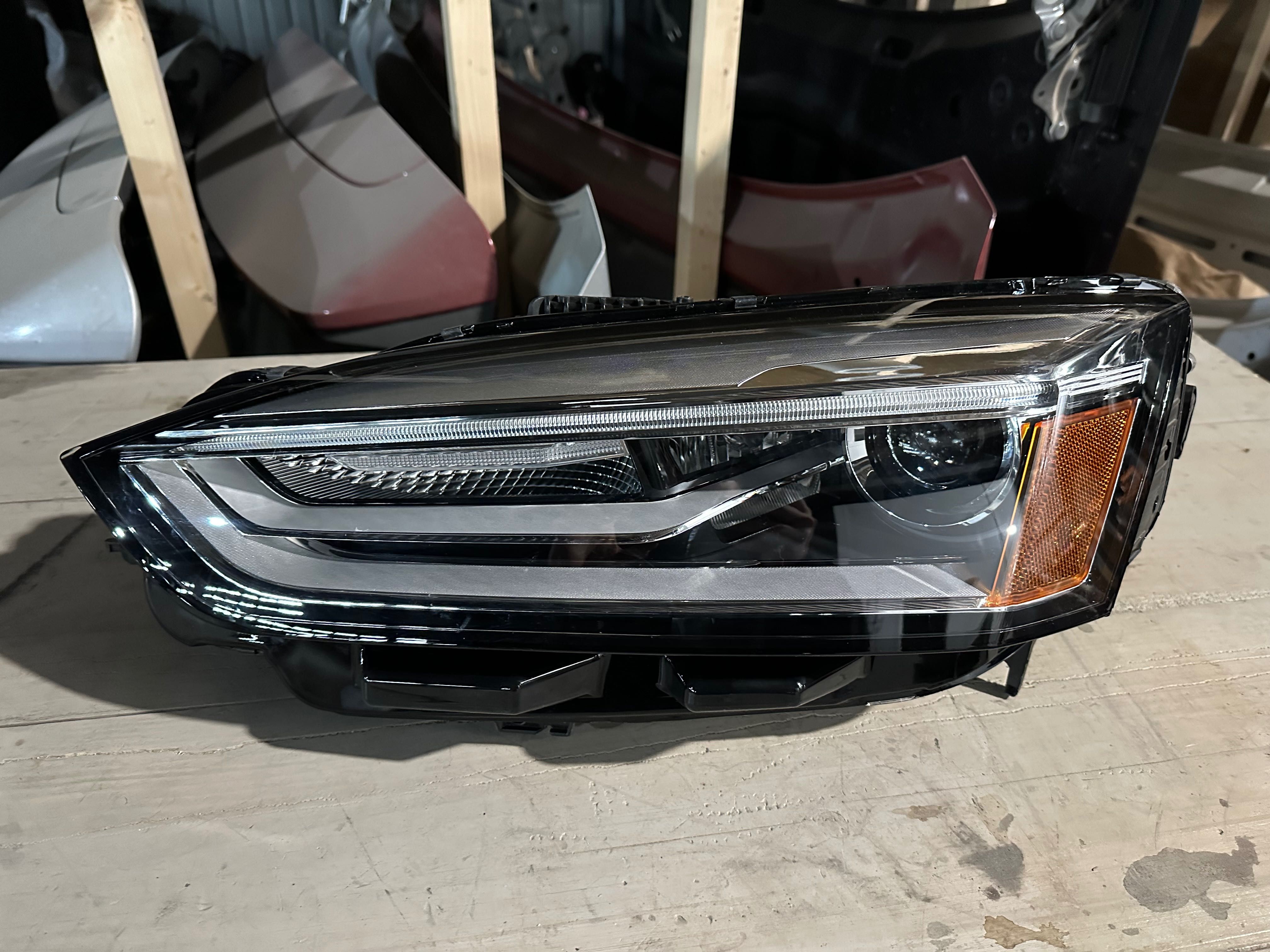 Фара левая ксенон xenon Audi A5 F5 B9 2017 2018 2019