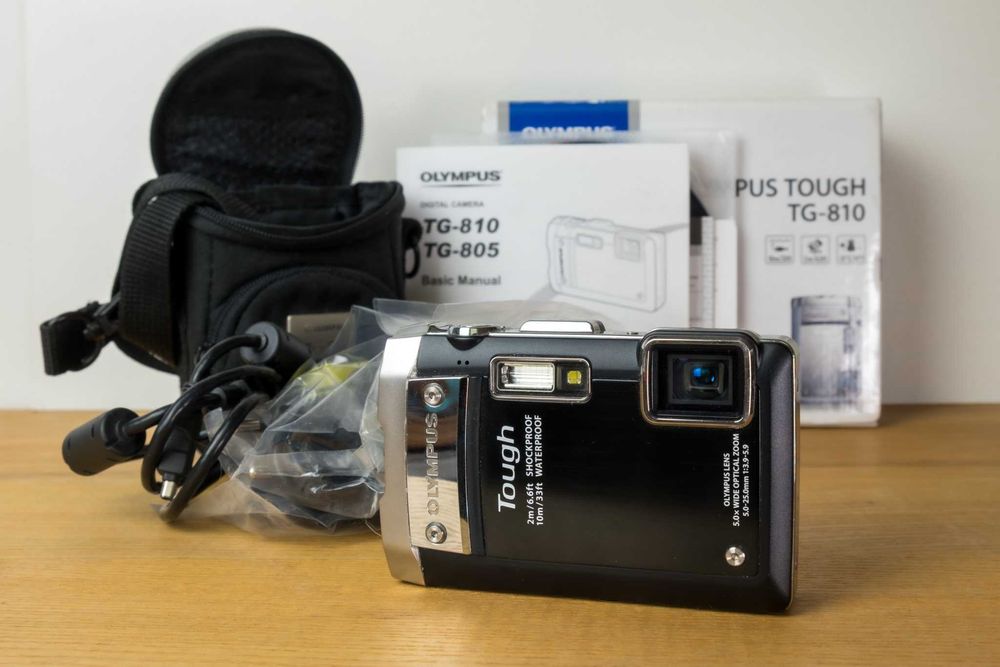 Olympus Tough TG-810 (komplet w pudełku + futerał)