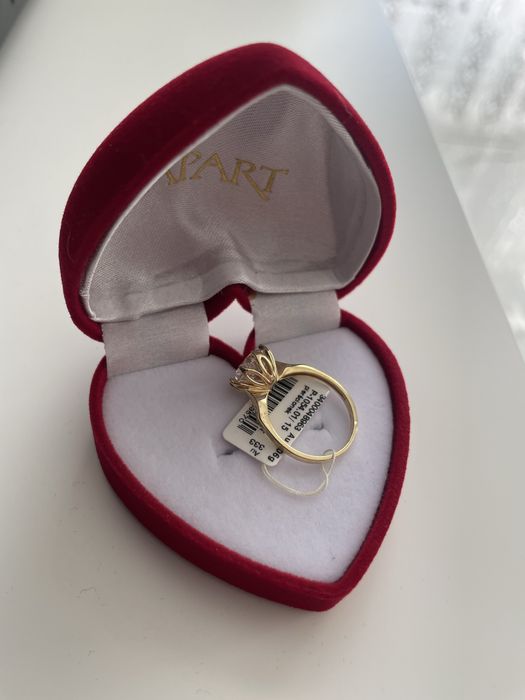 Złoty pierścionek Apart zaręczynowy z cyrkonią