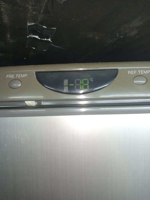 Продам холодильник Самсунг