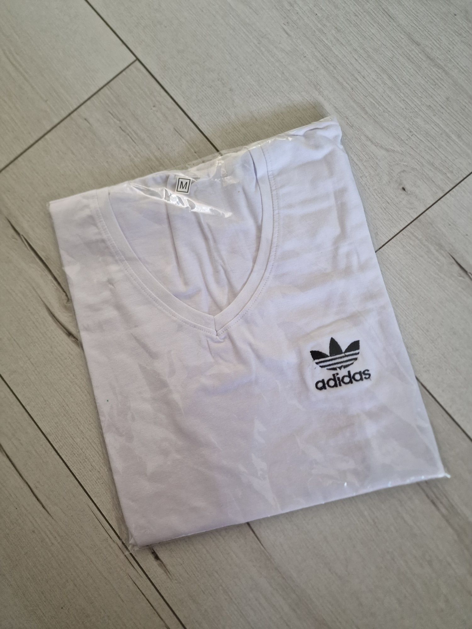 Biała koszulka damska t-shirt Logo Adidas