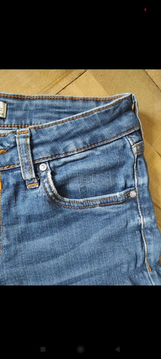 Spodnie jeansowe firmy Zara Woman Premium Denim rozmiar 36