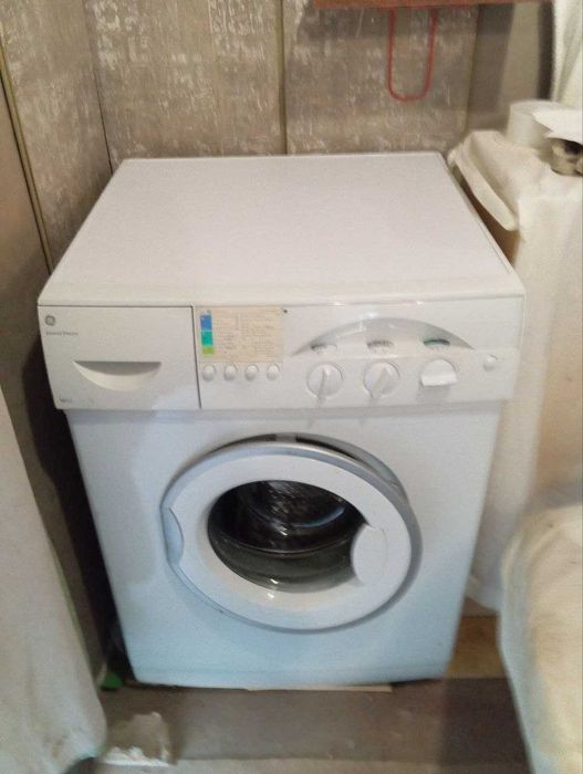 Продам стиральную машинку General Electric