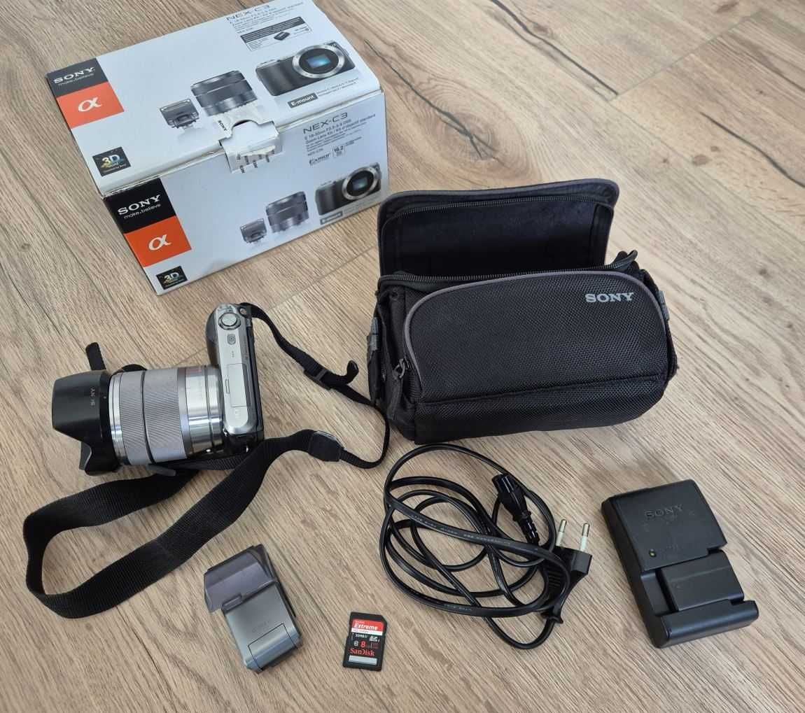 Aparat SONY NEX-C3 + torba E 3.5-5.6 / 18-55 OSS 0,25m/0,82ft