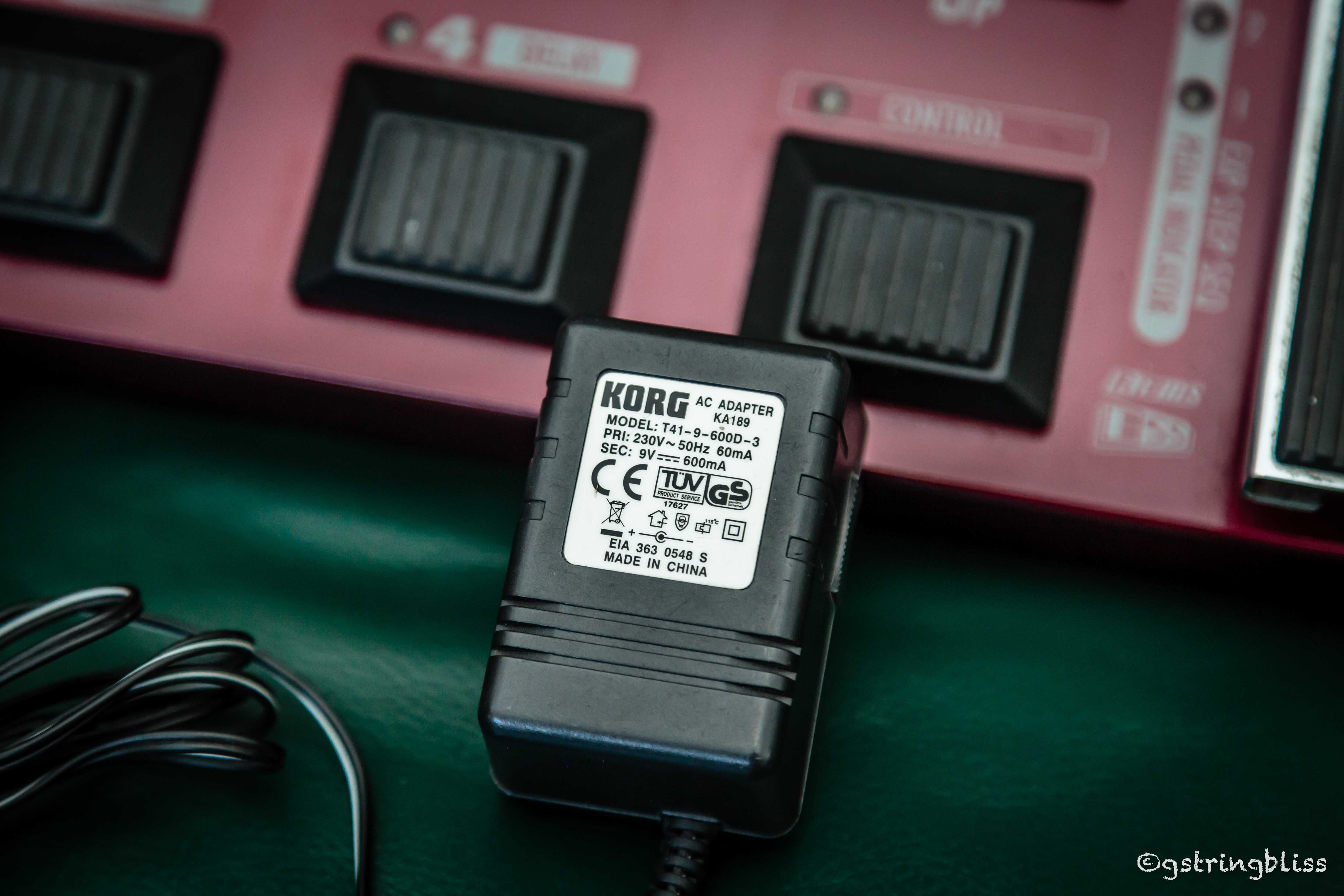 Pedaleira Guitarra Baixo – Modeling Signal Processor KORG AX3000B