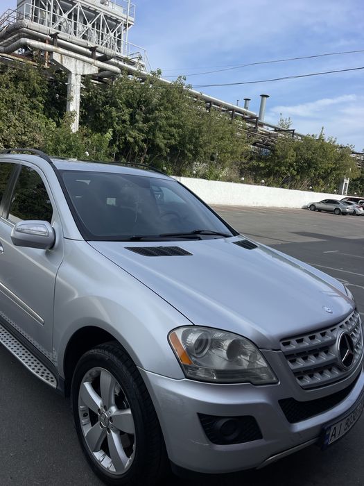 В продажі  Mercedes ML 350