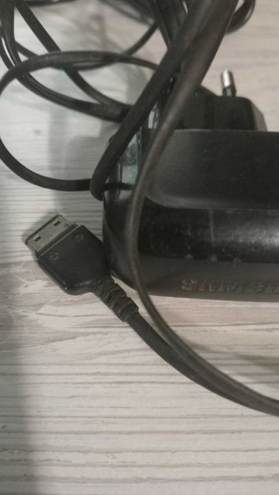 зарядки на телефон.