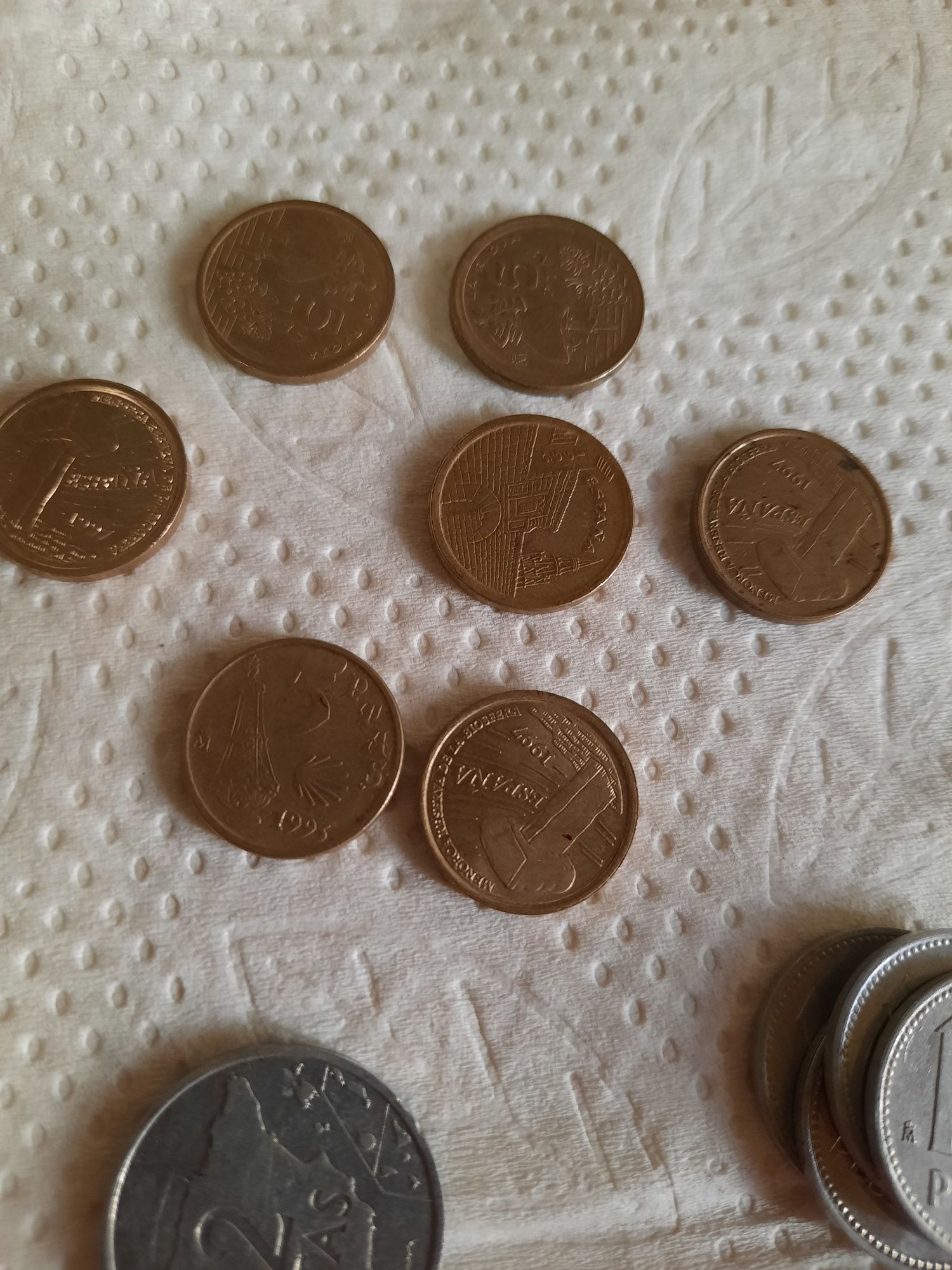 60 Moedas espanholas Pesetas antigas variadas