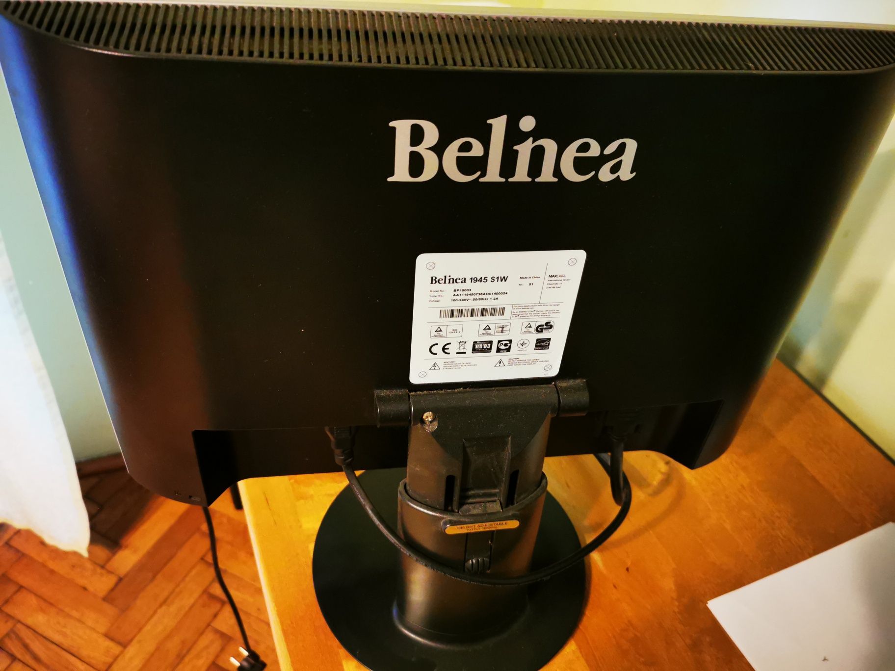 Monitor Belinea 1945 S1W