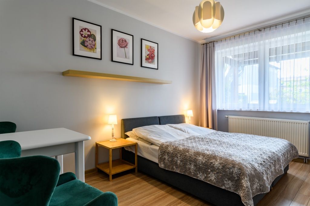 KARWIA. Apartamenty i pokoje 200 m do plaży