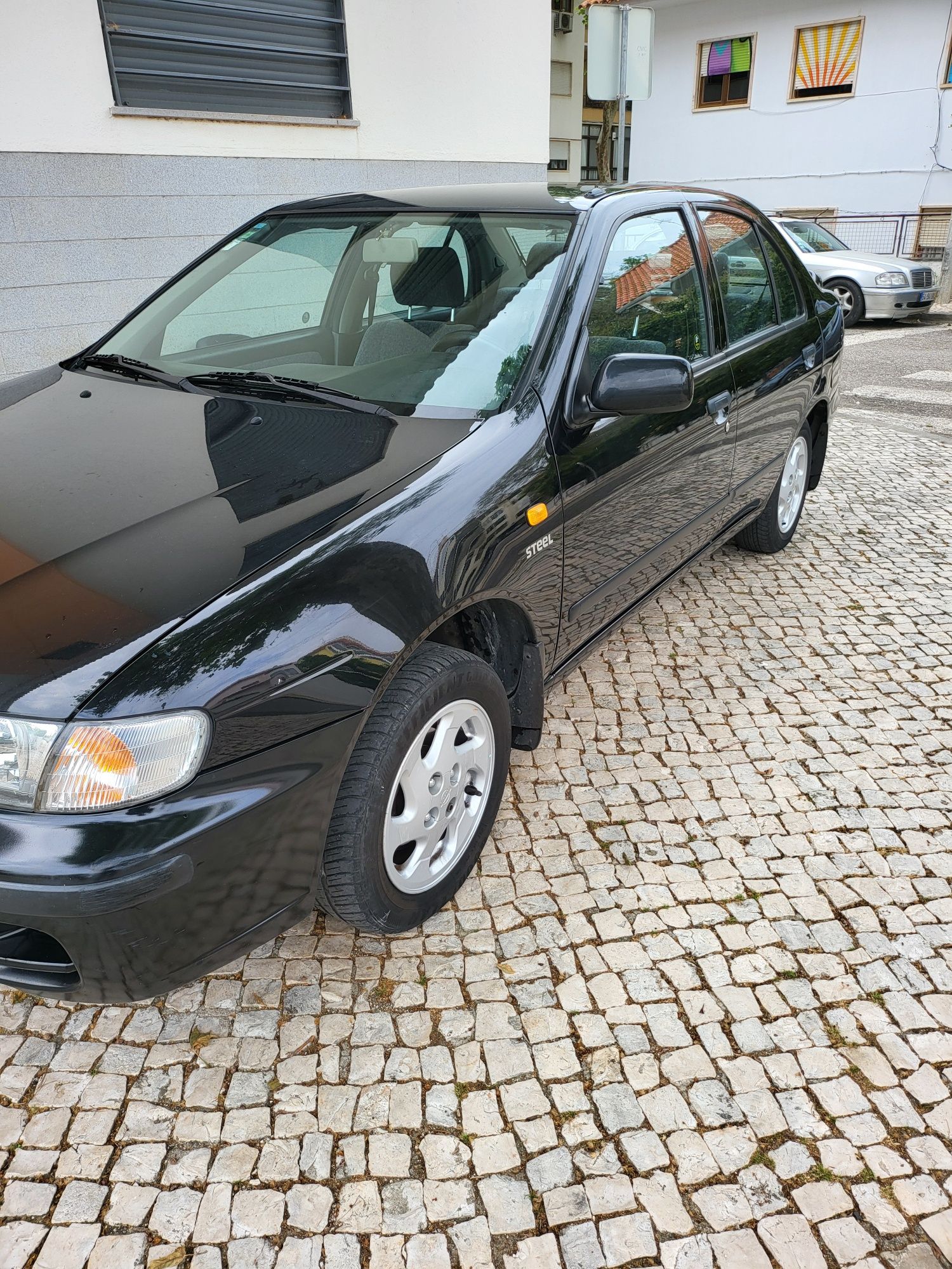 Nissan Almera 1.4 107.500km