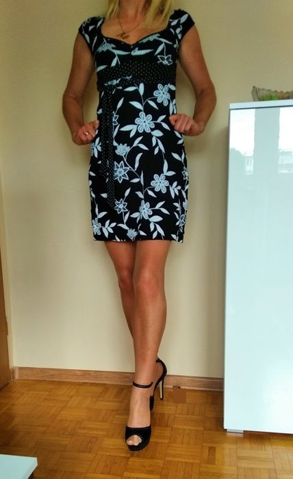 EKSKLUZYWNA sukienka damska mini czarna białe kwiaty S M L GRATIS WYS.