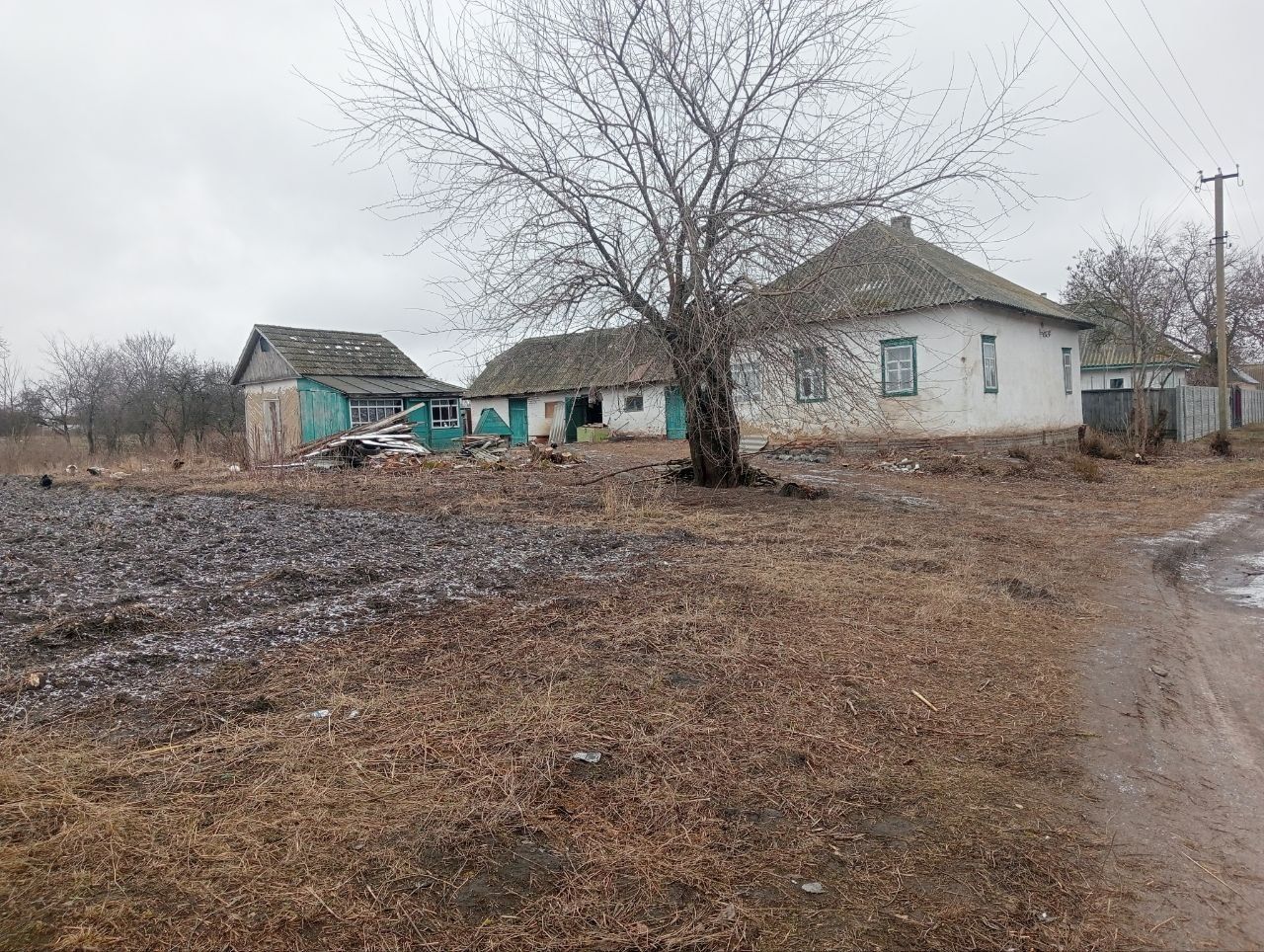 Продам дім непоганий дім