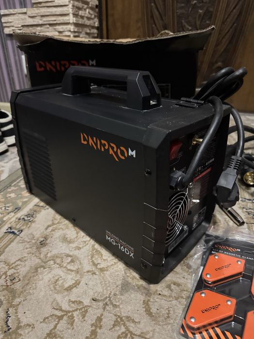 Зварювальний напівавтомат Дніпро М МG 16 DX