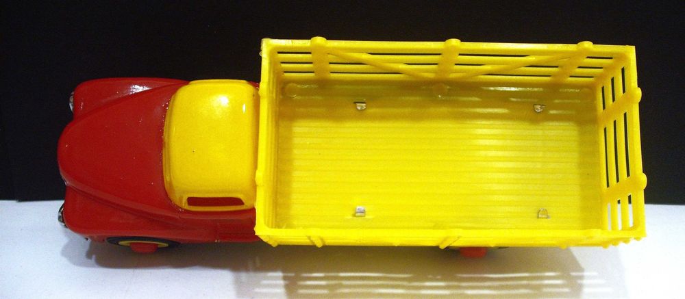 JATO - Bedford TJ 6 camionete de caixa aberta made in Portugal 1970's