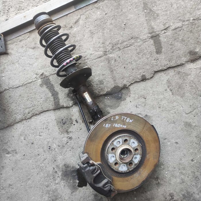 Audi TT 8N 1.8T 180km Zwrotnica Piasta Zacisk Komplet Lewy Przód