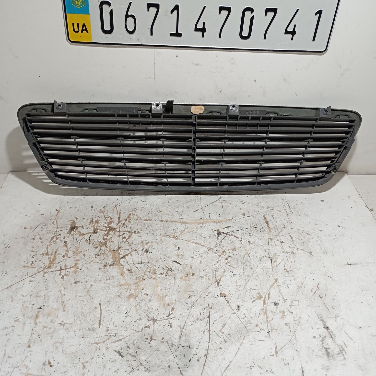 Решітка радіатора Mercedes C-Class W203 (01-07) A2038800483