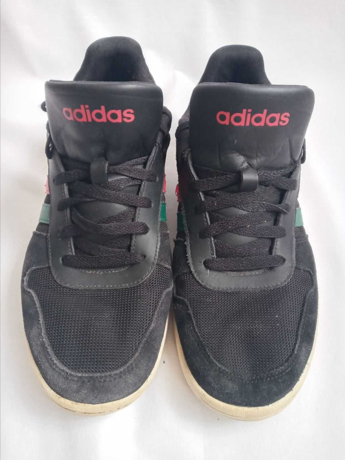 Кроссовки Adidas размер 42
