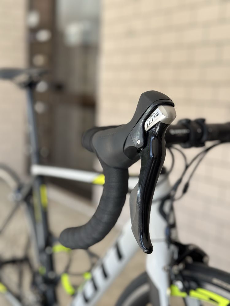 Bicicleta estrada scott addict 10 Carbono