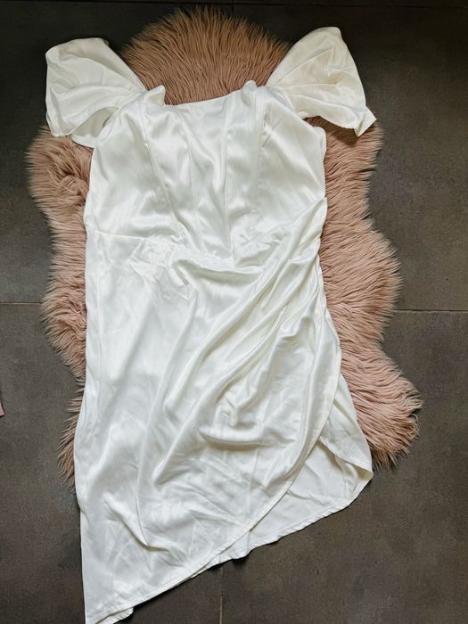 Nowa! Biała sukienka plus size, 46