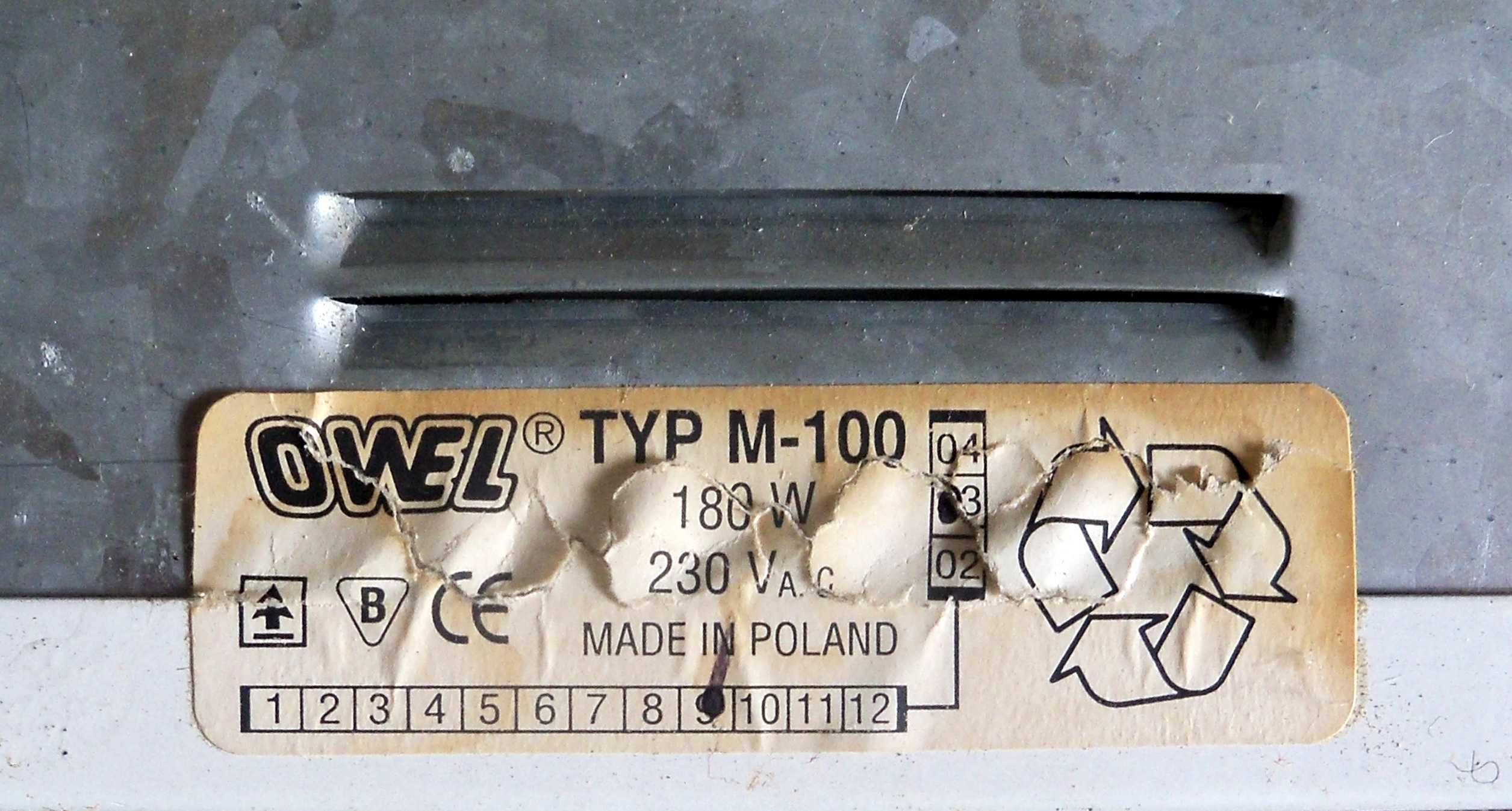 Grzejnik elektryczny ścienny