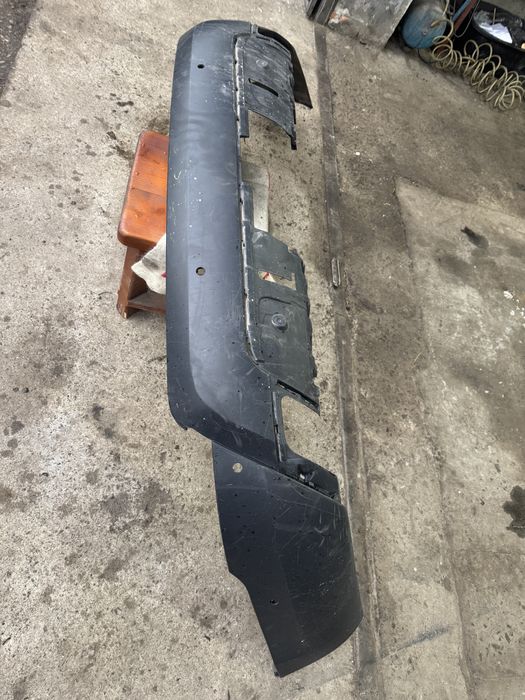 Низ бампера  Б/У Land rover discovery 5 l462