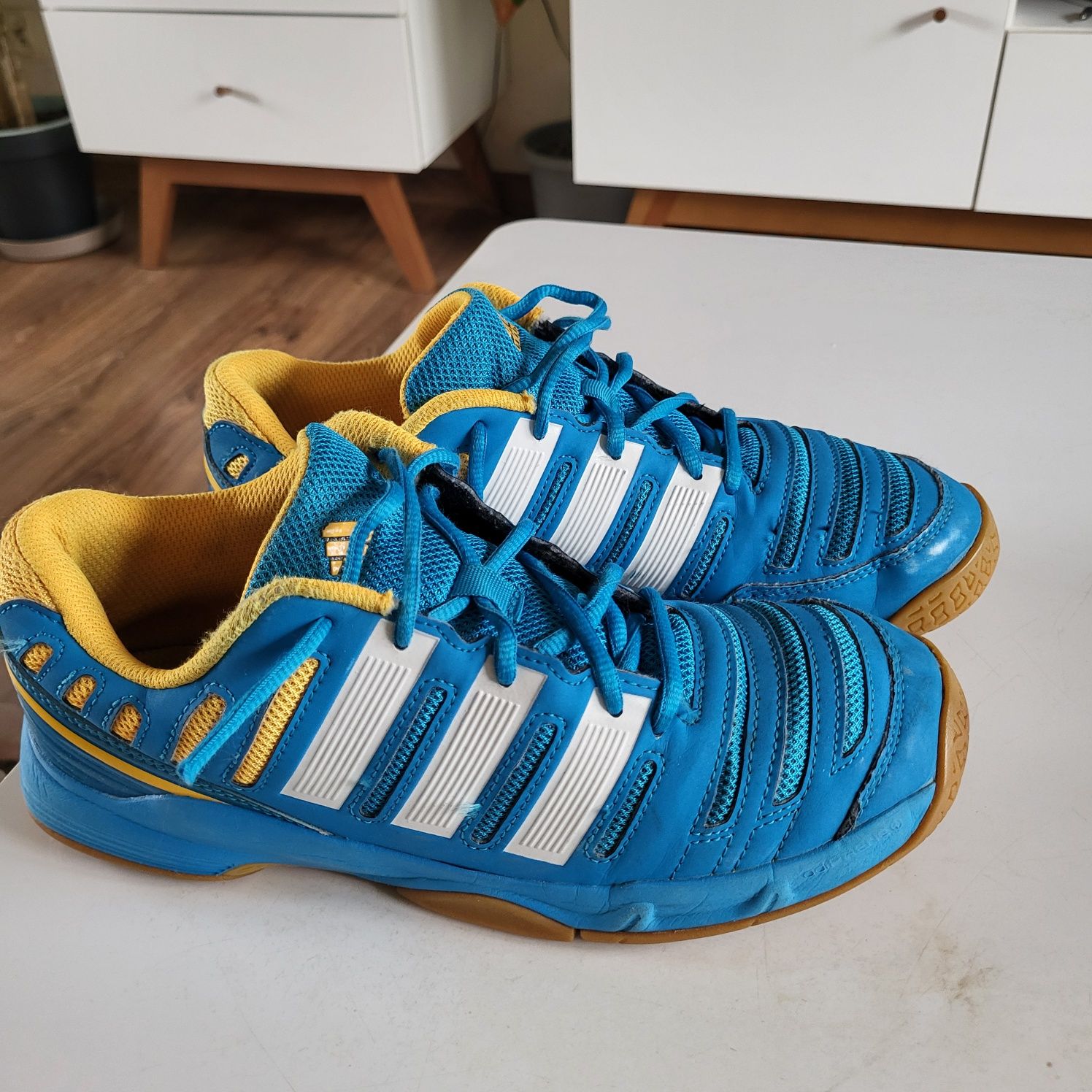 Adidas stabil rozmiar 39.5