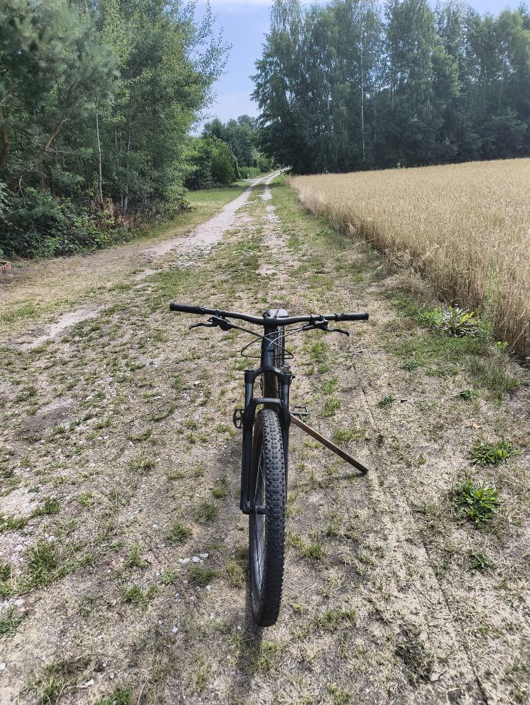 trek top fuel 5 rocznik 2024