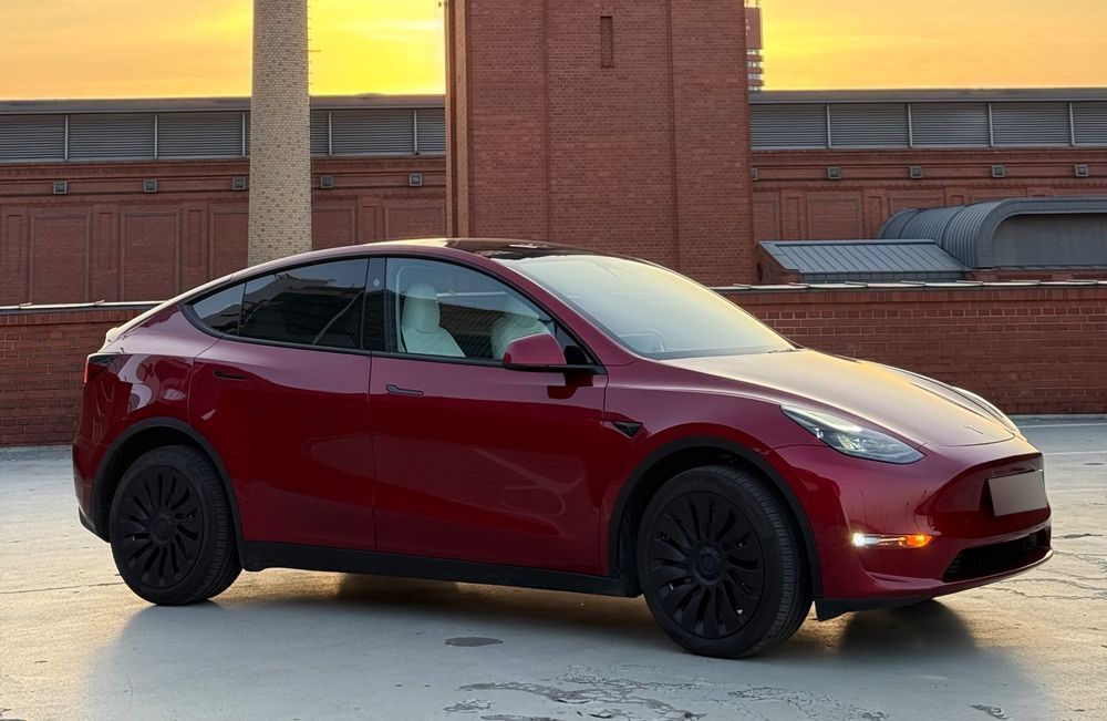 Tesla Y Tesla Model Y 2024 Dual Motor Long Range – Wersja LUX!