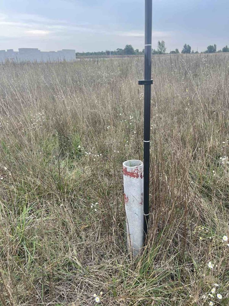 Ділянка землі під забудову у Нових Петрівцях