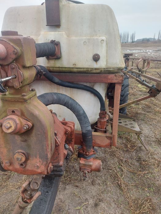 Оприскувач ОП 2000